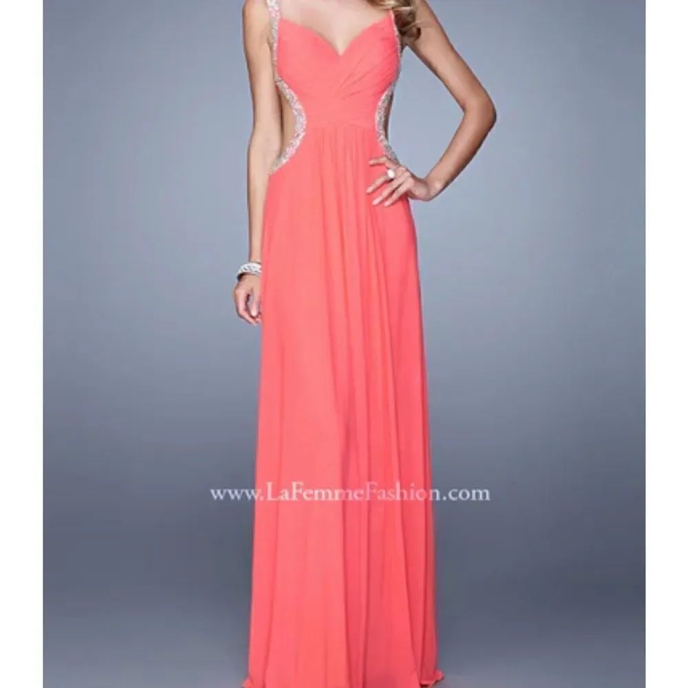 LaFemme gown, color grapefruit, size 2. NWT